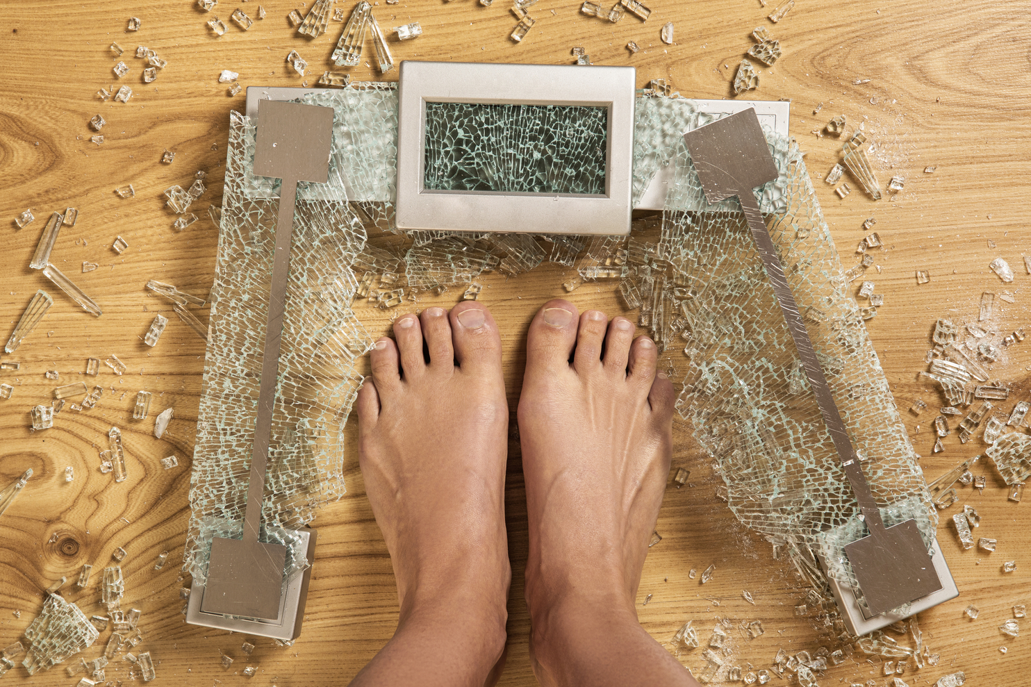 Closeup,Of,Female,Feet,And,Cracked,Glass,Weighing,Scale.,Overweight